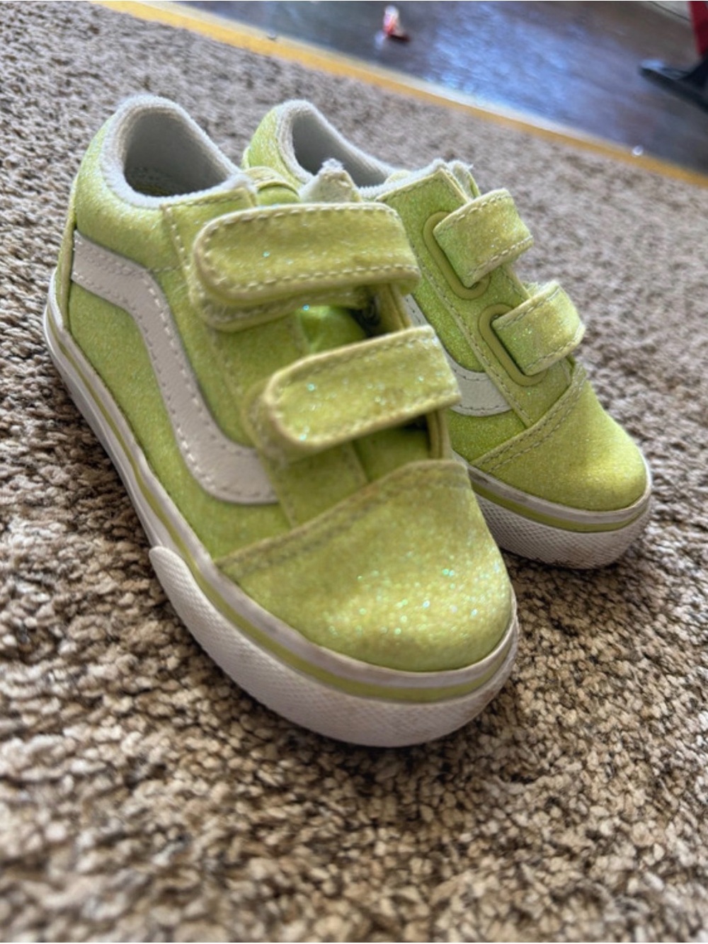 Vans Kids Glitter Velcro Sneakers in Lime Green and White